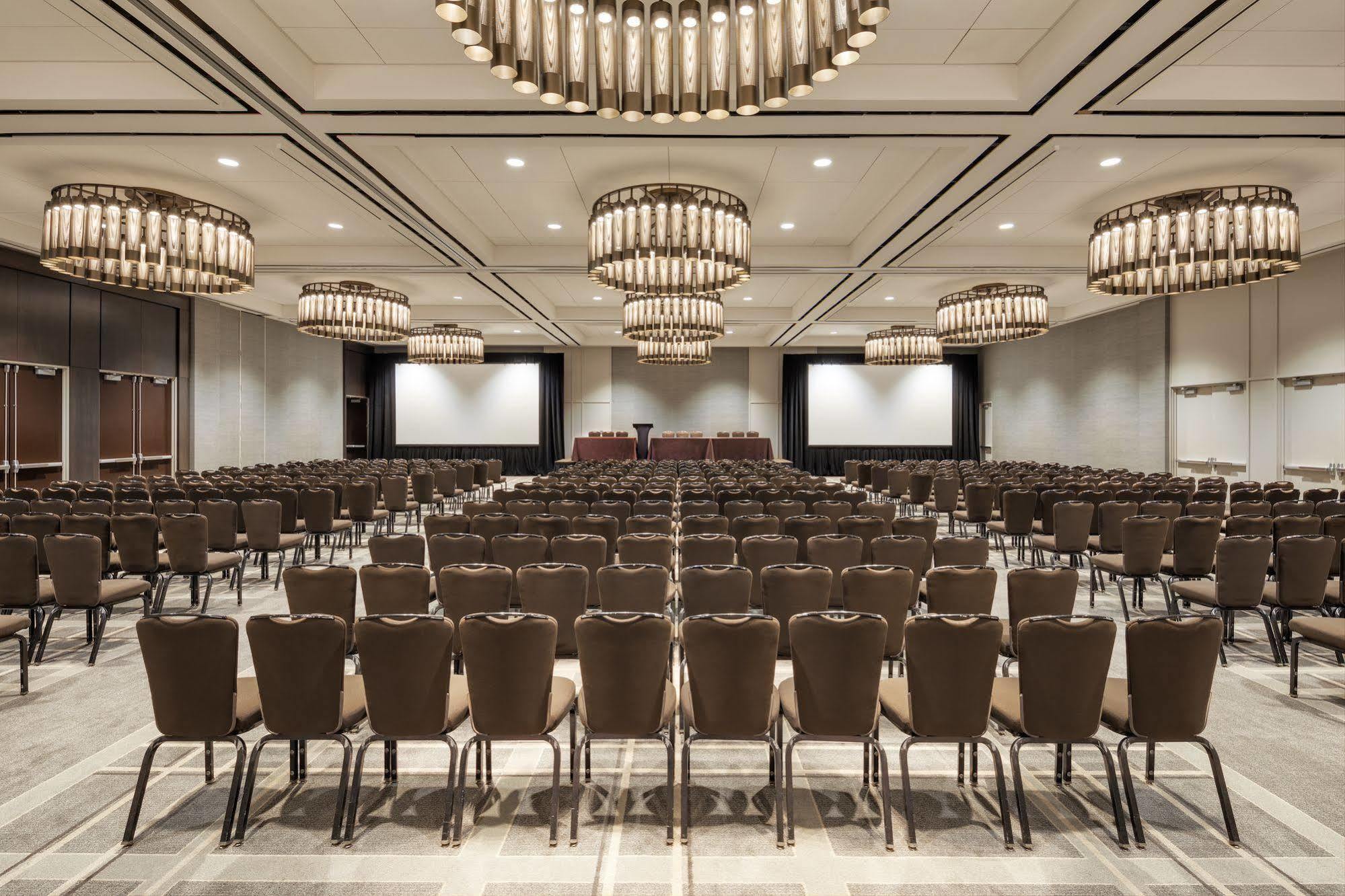 Отель Hyatt Regency Schaumburg Chicago Экстерьер фото